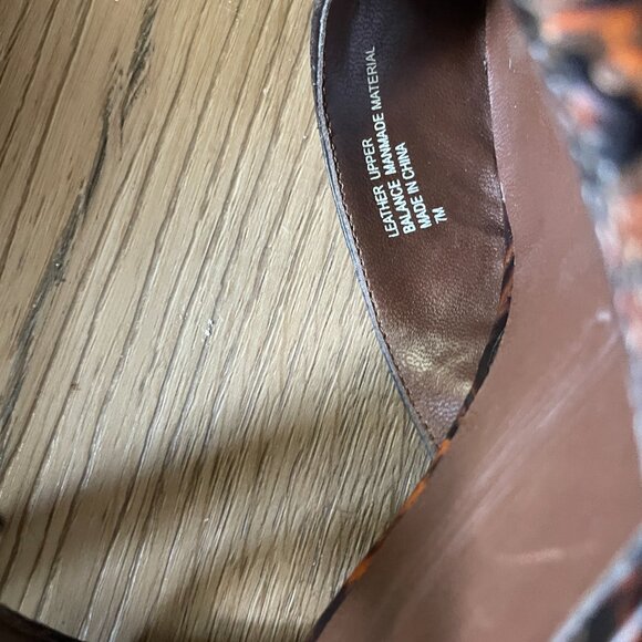 Coldwater Creek Tooled Leather Wedge Sandals 7M Brown Ankle Strap Peep Toe! - Picture 7 of 9